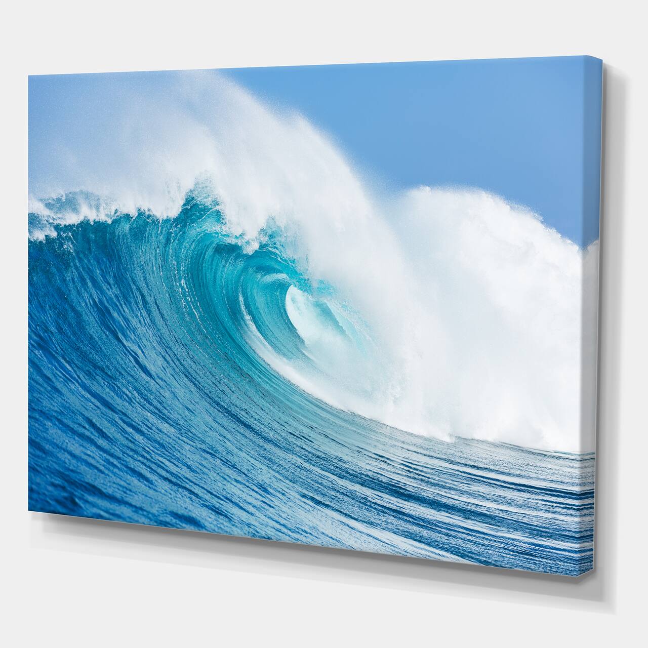 Designart - Blue Ocean Wave - Sea & Shore Photography on wrapped Canvas
